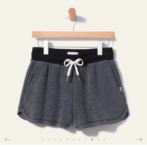 FEAT blanket blend shorts NWT